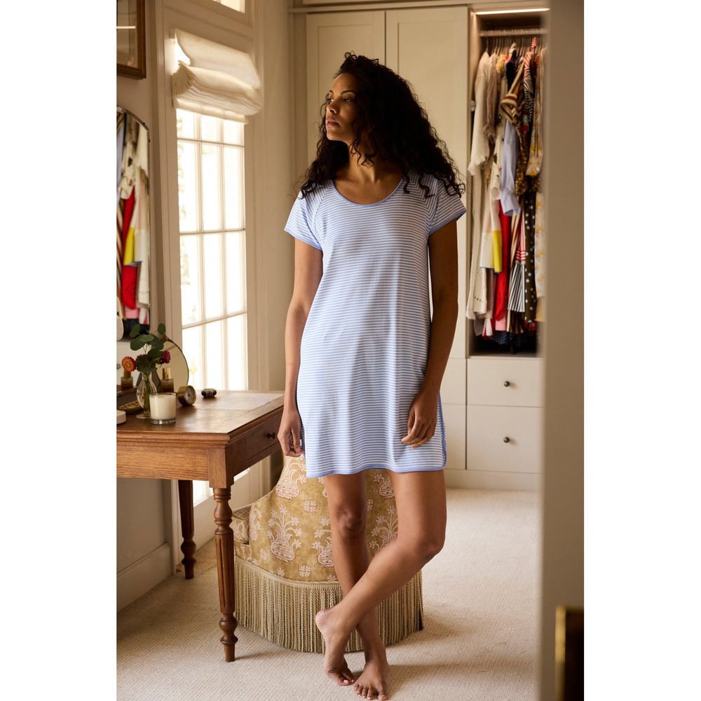 Lake Pima Nightgown in Hydrangea